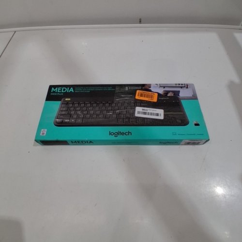 LOGITECH MEDIA K400 PLUS WIRELESS TOUCH KEYBOARD FOR PC AND TVS - BLACK (MODEL: 920-007119) image 4