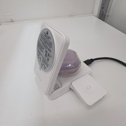 LAMICALL 3-IN-1 FOLDABLE MAGSAFE PORTABLE WIRELESS CHARGING STATION DESIGNED FOR APPLE PRODUCTS - WHITE (MODEL: T10) image 2