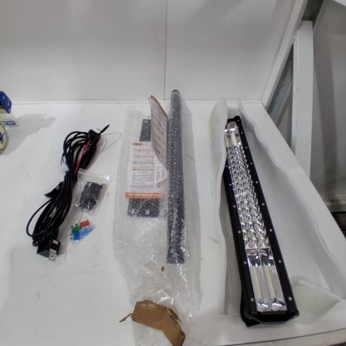 SKYWORLD LED SPOT AND FLOOD COMBO LIGHT BAR WITH LICENSE PLATE MOUNTING BRACKET - 20"/7D/288W - BLACK image 3