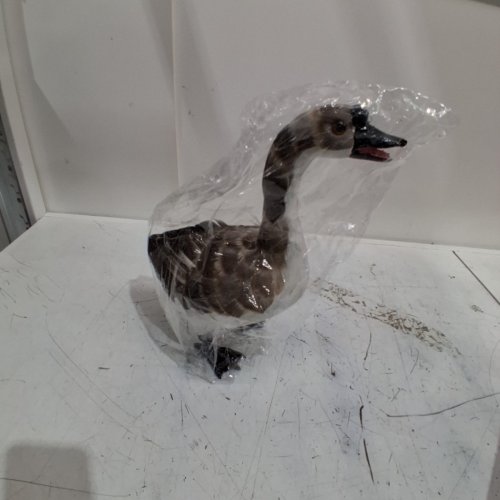 STANRESET FEATHERED GOOSE FREE STANDING COLLECTABLE FIGURE - 13" - MULTICOLOURED (STYLE : 08413154751919) image 2