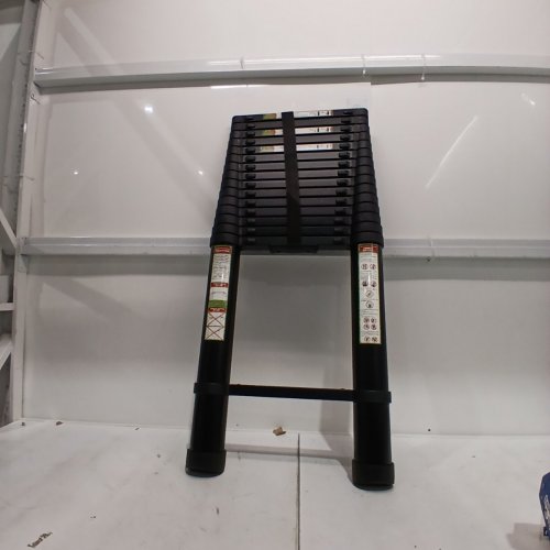 TELESCOPING HEAVY DUTY ALUMINUM EXTENDABLE LADDER - 20.6FT - 330LBS MAX - BLACK image 3