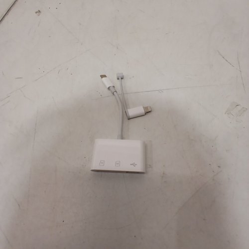 UNIVERSAL 3-IN-1 HUB CONVERTER TYPE-C ADAPTER SD CARD READER - WHITE image 2