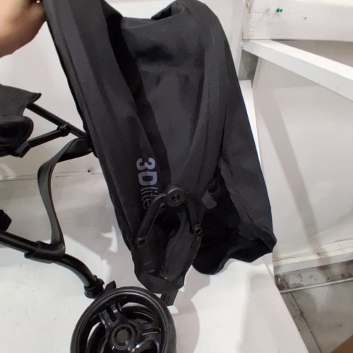 SUMMER 3DLITE+ CONVENIENCE STROLLER, LIGHTWEIGHT - MATTE BLACK (MODEL: 32843) image 5