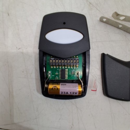 10-DIP SWITCH UNIVERSAL GATE OPENER REMOTE TRANSMITTER - 100FT - BLACK image 4