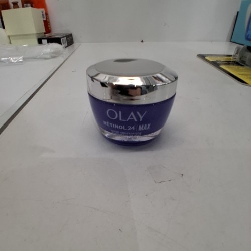 OLAY REGENERIST RETINOL 24 NIGHT MOISTURIZER 1.7OZ image 2