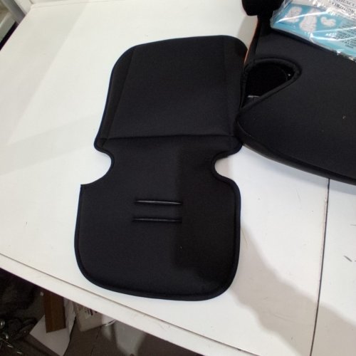 GRACO TRANZITIONS 3-IN-1 HARNESS/HIGHBACK/BACKLESS BOOSTER CAR SEAT - 100LBS MAX/CAP - PROOF/BLACK (MODEL: 2035724) image 4