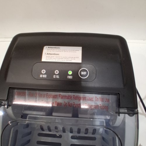 COUNTERTOP ICE MAKER - 115 V - BLACK (MODEL: IM001-B) image 2