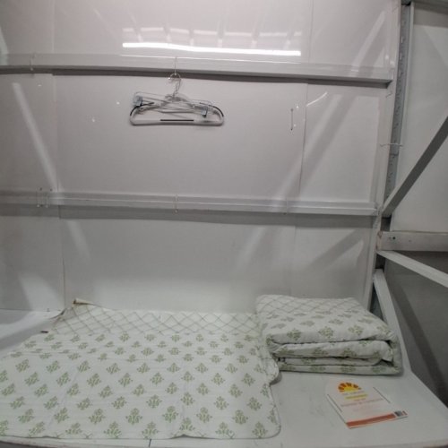 3PC C&C CALIFORNIA QUILT AND PILLOW SHAM SET - KING - WHITE / GREEN FLORAL - (MODEL: CCS6819722C) image 2