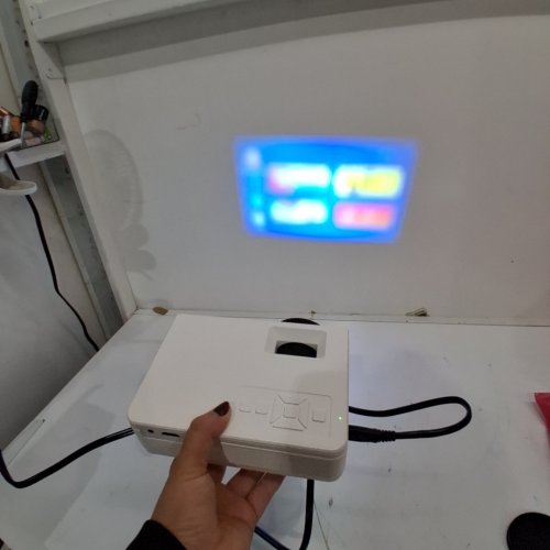 KONSOEFULY HOME THEATER PORTABLE MINI PROJECTOR - 1080P - 53W - 200" MAX - WHITE (MODEL: Q5) image 3