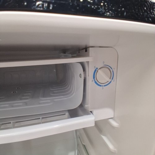 UPSTREMAN MINI REFRIGERATOR FRIDGE WITH FREZZER - 115 V - 65W - 3.2 CU. FT. - STAINLESS STEEL (MODEL: SR321) image 3