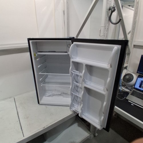 UPSTREMAN MINI REFRIGERATOR FRIDGE WITH FREZZER - 115 V - 65W - 3.2 CU. FT. - STAINLESS STEEL (MODEL: SR321) image 6