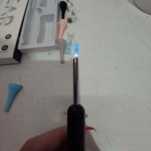 QIMIC 2 IN 1 WIRELESS WIFI RECHARGEABLE EAR WAX REMOVAL TOOL CAMERA (MODEL: R3) image 2