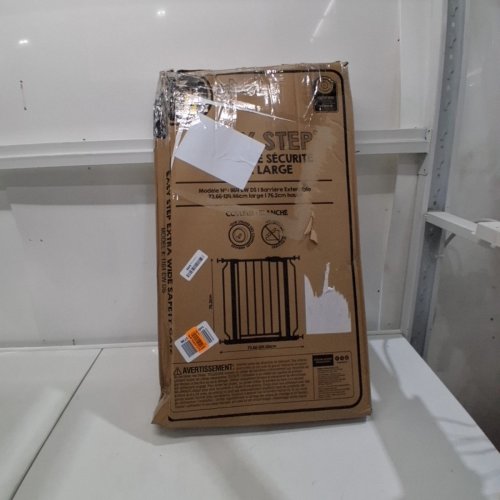 REGALO EASY STEP EXTRA WIDE BABY GATE - 30" X 29"-49" - WHITE (MODEL: 1164 EW DS) image 4