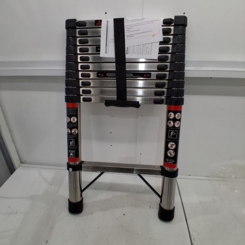 ALUMINUM TELESCOPIC LADDER WITH NON-SLIP FEET - 10.5FT - BLACK/GREY (MODEL: DX-BXG320A) image 3