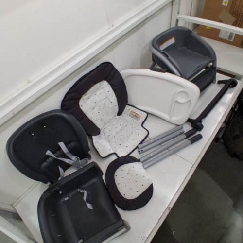 GRACO TABLE2TABLE LX 6-IN-1 CONVERTABLE KIDS HIGHCHAIR BOOSTER SEAT - ASTEROID (MODEL: 2111220) image 3
