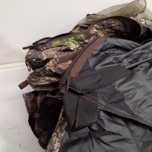 HUNTING BLIND 288° SEE THROUGH GROUND BLIND WITH MESH WINDOWS AND CARRYING BAG - 6 TO 7 PEOPLE, 84" X 79" - CAMOUFLAGE (MODEL: ZHS848479-SW) image 3