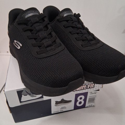 MEN'S SKECHERS SWIFT FIT SHOES - SIZE 8 - BLACK ( STYLE: 1998911) image 2