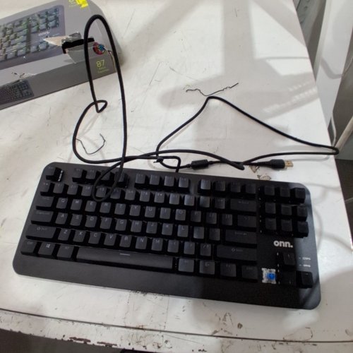 ONN RGB MECHANICAL COMPACT TENKEYLESS GAMING KEYBOARD - 87 KEYS - BLACK - (MODEL:ONA23HO018C) image 4