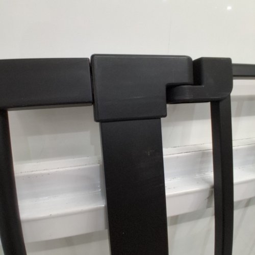 SAFETY 1ST EASY INSTALL WALK THROUGH BABY GATE ADJUSTABLE - 28"-42" X 27" TALL - BLACK (MODEL: GA105CBLKF1Z) image 3