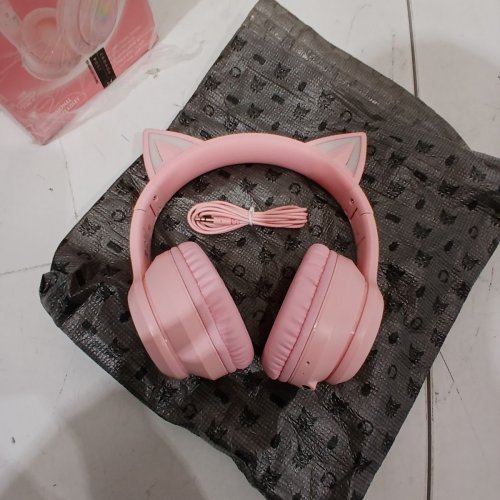 ONIKUMA ONITOON BLUETOOTH WIRELESS CAT EAR HEADSET WITH RGB LIGHTS - PINK (MODEL: B90) image 4