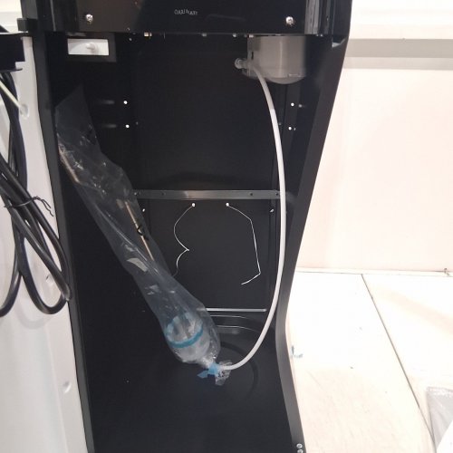 FRIGIDAIRE 3-IN-1 BOTTOM LOAD HOT/COLD WATER COOLER BUILT-IN BULLET ICE MAKER - 50 GAL - BLACK (MODEL: EFWC534-BLACK) image 4