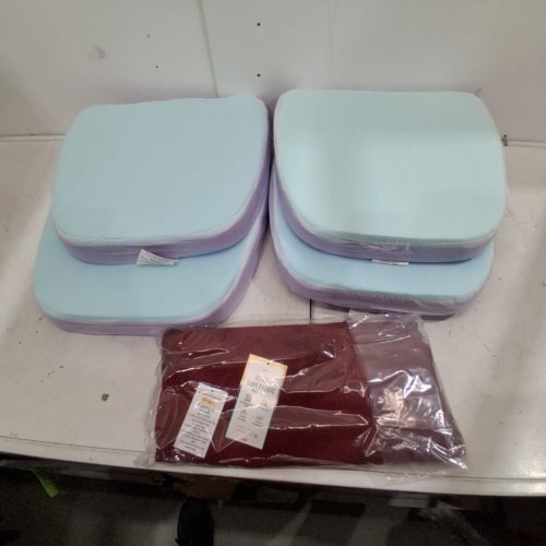 4PK SUNROX INDOOR/OUTDOOR GEL MEMORY FOAM DURABLE FADESHIELD WATER-STAIN-RESISTANT SEAT CUSHIONS WITH TIES - 17" X 16" - BURGUNDY image 2