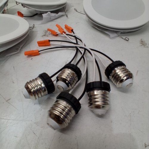5PK HALO 5-COLOR SELECTABLE SLIM LED RECESSED LIGHT TRIMS - 6" - 2700K-5000K - WHITE (MODEL: HLBT609FS5-6PK) image 4