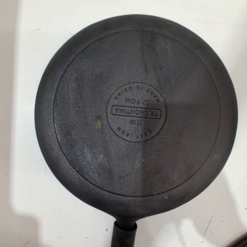 3PC TRAMONTINA PRE-SEASONED CAST IRON SET - 7QT (11") - BLACK (MODEL : 1901865) image 4