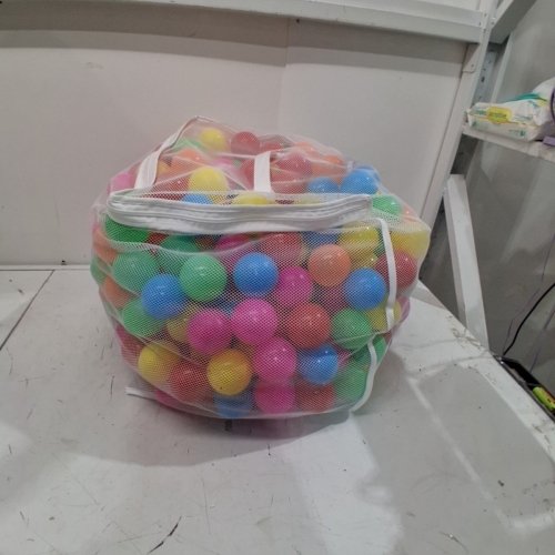 400PK AMAZONBASICS PLASTIC BALLS WITH STORAGE BAG - BPA-FREE - 6 COLOUR (‎MODEL: 76188) image 2