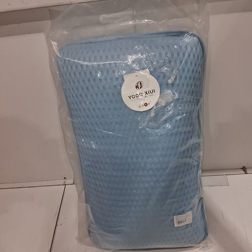 YODO XIUI 3D MESH WASHABLE BREATHABLE PILLOW - LIGHT BLUE image 2