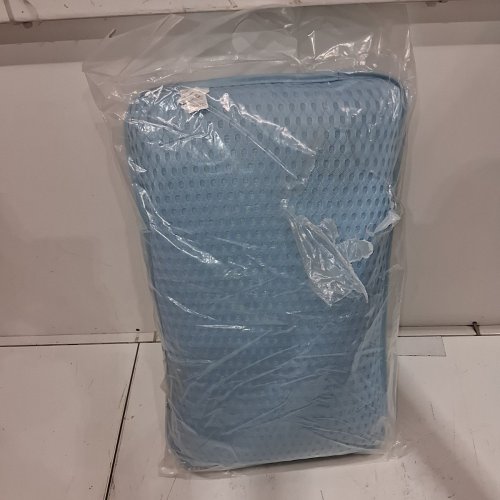 YODO XIUI 3D MESH WASHABLE BREATHABLE PILLOW - LIGHT BLUE image 3