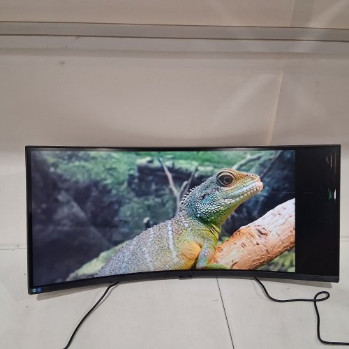 SAMSUNG VIEWFINITY S8 CURVED 5K2K WUHD HIGH RESOLUTION MONITOR - 144HZ, 4MS - 40" - BLACK (MODEL: LS40H852TANXZA) image 10