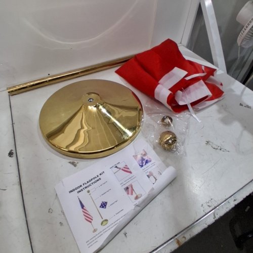 INDOOR ALUMINUM COMMERCIAL CANADIAN FLAGPOLE KIT WITH WEIGHTED & THICKENED BASE - 6FT - 8FT POLE - GOLD/CANADA image 2