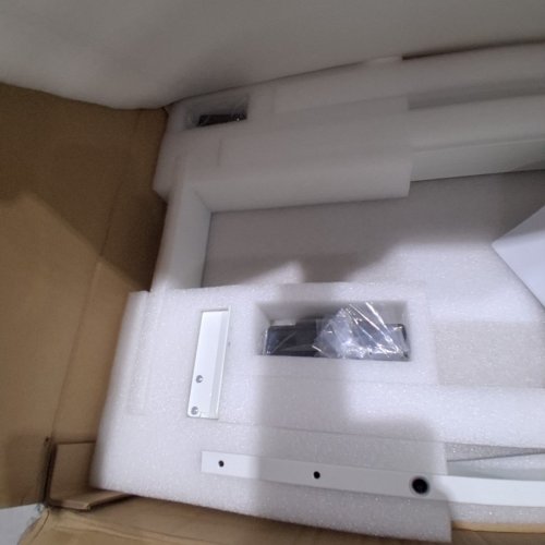 CUBICUBI ELECTRIC ADJUSTABLE WOOD AND STEEL STANDING DESK WITH PROGRAMMABLE MEMORY HEIGHT BUTTONS - 40" X 24" - WHITE - (MODEL: 0118) image 5