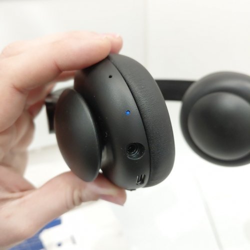 ONN. OVER-EAR WIRELESS BLUETOOTH HEADPHONES - BLACK (MODEL: AAABLK100002890) image 2
