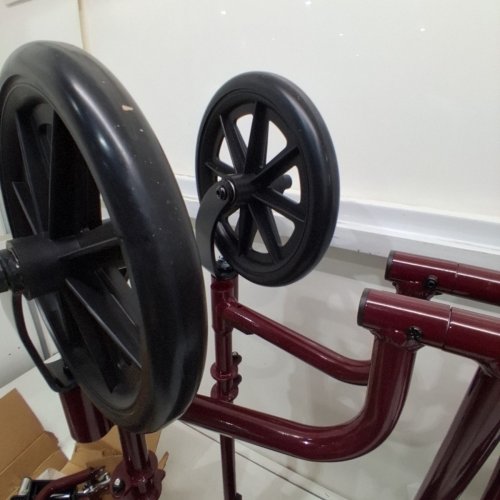 MEDLINE BASIC ALUMINUM TRANSPORT WHEELCHAIR - 19" - 12" REAR WHEELS WITH BRAKES - 300LBS CAPACITY - RED (MODEL: MDS808210ARE) image 4