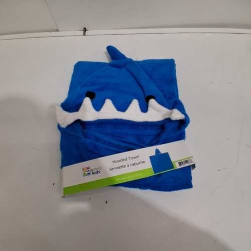 MAINSTAYS KIDS SHARK HOODED TOWEL - 24" X 48" - BLUE (ITEM: HT92788MSKID) image 3