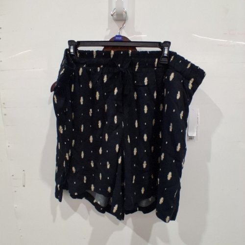 WOMEN'S LANE BRYANT FLOWY PULL ON DRAWSTRING SHORTS - 20 - BLACK (STYLE: BRIANNA LB0176) image 2