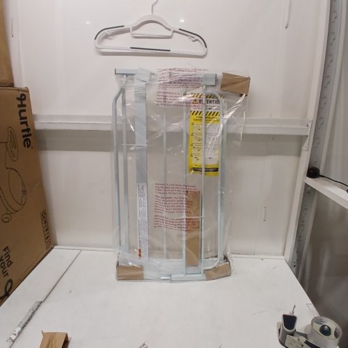 REGALO EASY STEP SAFETY GATE - 29"- 38.5" - WHITE (MODEL: 1160-DS) image 2