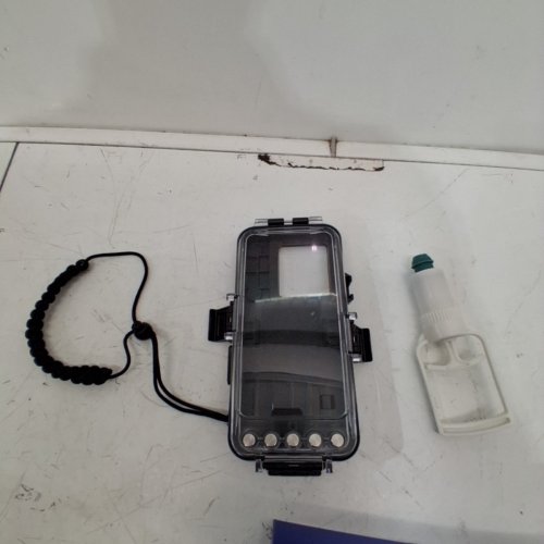 PROFESSIONAL DIVING WATERPROOF PHONE CASE - COMPATIBLE WITH 4.7"-6.9" SMARTPHONES - BLACK (MODEL: SFK-05 (BLE)) image 4