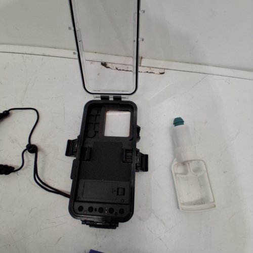 PROFESSIONAL DIVING WATERPROOF PHONE CASE - COMPATIBLE WITH 4.7"-6.9" SMARTPHONES - BLACK (MODEL: SFK-05 (BLE)) image 5