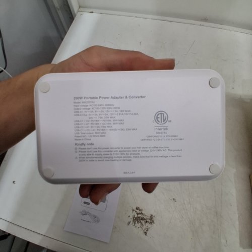 BESTEK PORTABLE POWER ADAPTER & CONVERTER - AC100-120V - WHITE (MODEL: MRZ2015U) image 2