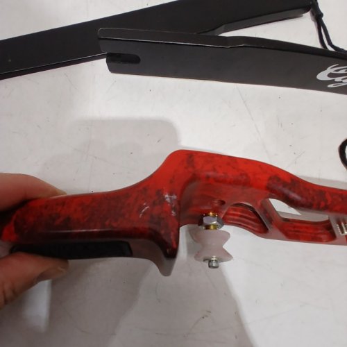 CAJUN ARCHERY TAKE-DOWN FISH STICK RIGHT HANDED BOWFISHING PACKAGE WITH DRUM REEL - 45LB PEAK DRAW WEIGHT - RED - (MODEL: A6FS15845R) image 3