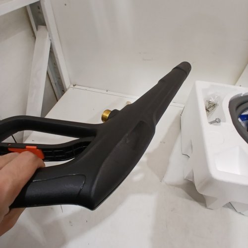 GIRAFFE TOOLS GRANDFALLS RETRACTABLE PRESSURE WASHER G20 PRO -65FT HOSE 2500PSI (MODEL: P115-G20PRO) image 3
