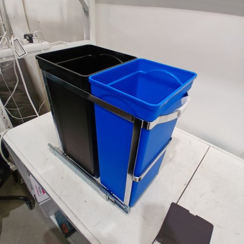 SIMPLEHUMAN 35 LITER / 9.3 GALLON UNDER COUNTER KITCHEN PULL-OUT RECYCLER image 4