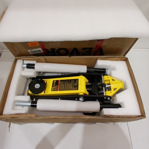 heavy duty LOW PROFILE HYDRAULIC FLOOR JACK WITH DUAL PISTONS - 1.5-TON CAPACITY - YELLOW/BLACK - (MODEL: WD-B-01500-B00-0) image 2