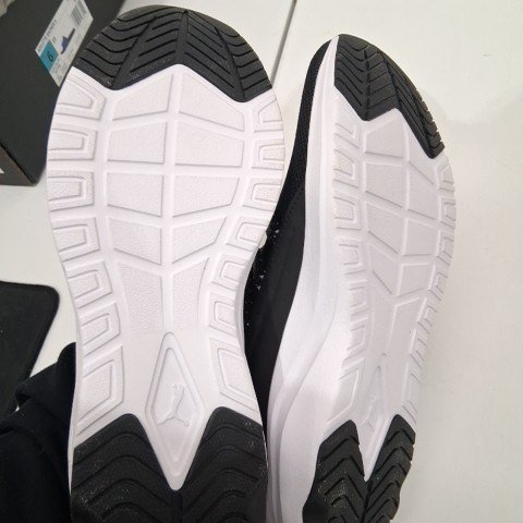 MEN'S PUMA RUNNING SHOE - SIZE 10 - PUMA BLACK/WHITE (STYLE:314316-01) image 3