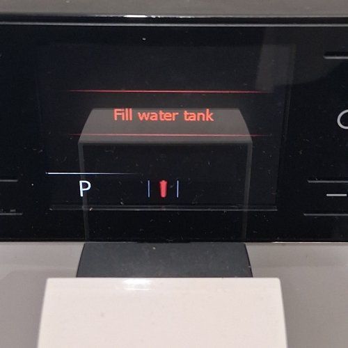 JURA ENA 8 TOUCHSCREEN AUTOMATIC ESPRESSO COFFEE MACHINE - FULL NORDIC WHITE (MODEL: 15495) image 3