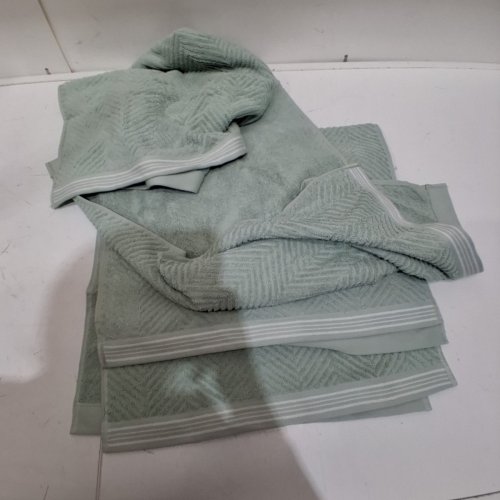 4PK CARO HOME HAND TOWELS - 18" X 30" - GREEN (STYLE: 1945886) image 2