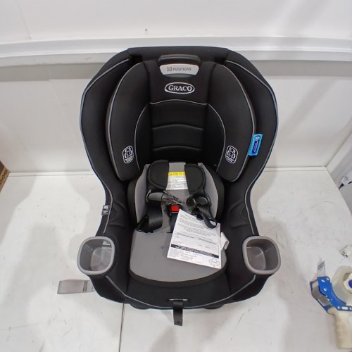 GRACO EXTEND2FIT 2-IN-1 CONVERTIBLE CAR SEAT - TITUS GREY/BLACK (MODEL: 2149057) image 4